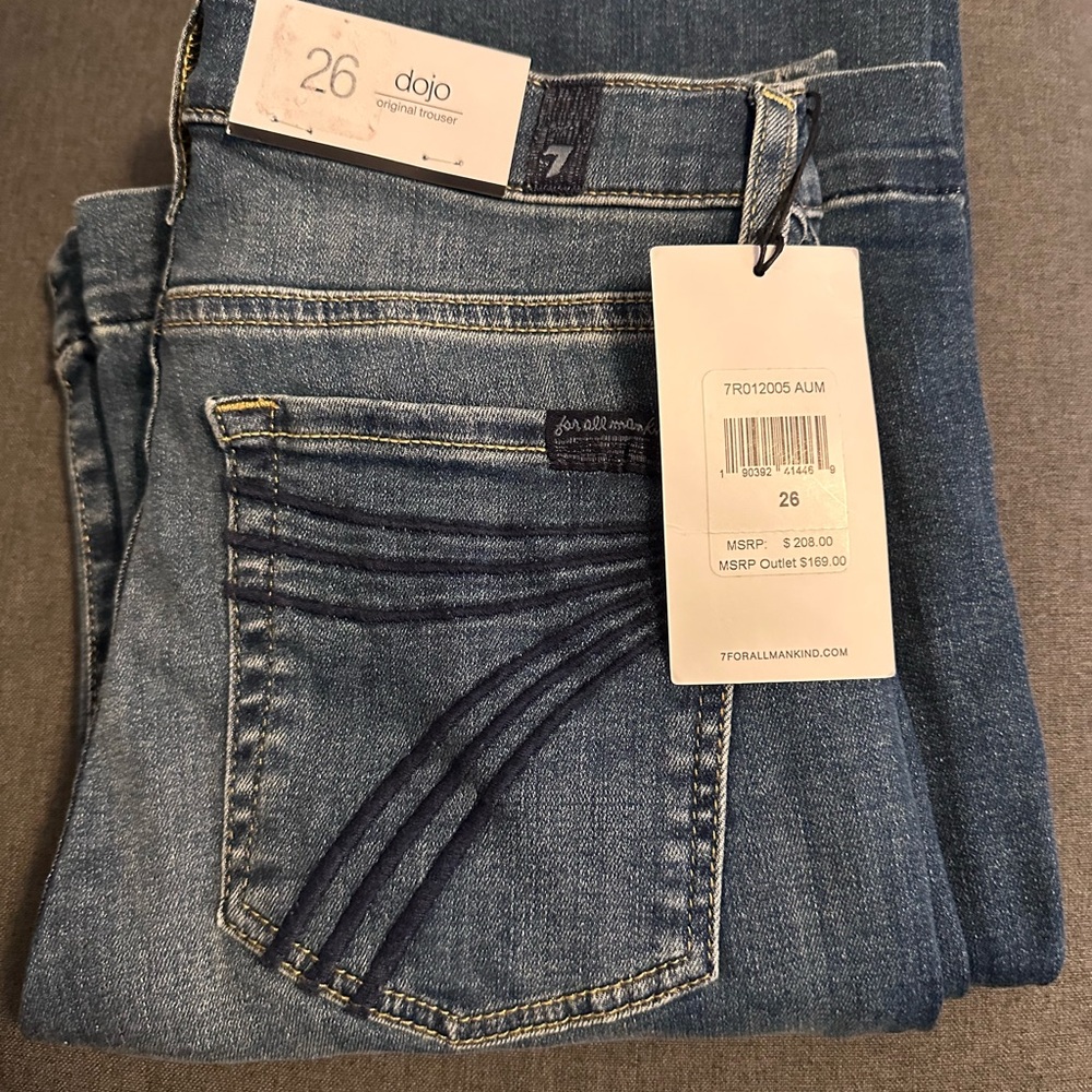 7 For All Mankind DOJO Women’s Dark Blue  Jeans 26X34.